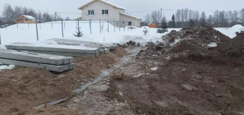 Фундамент на забивных ЖБ сваях
